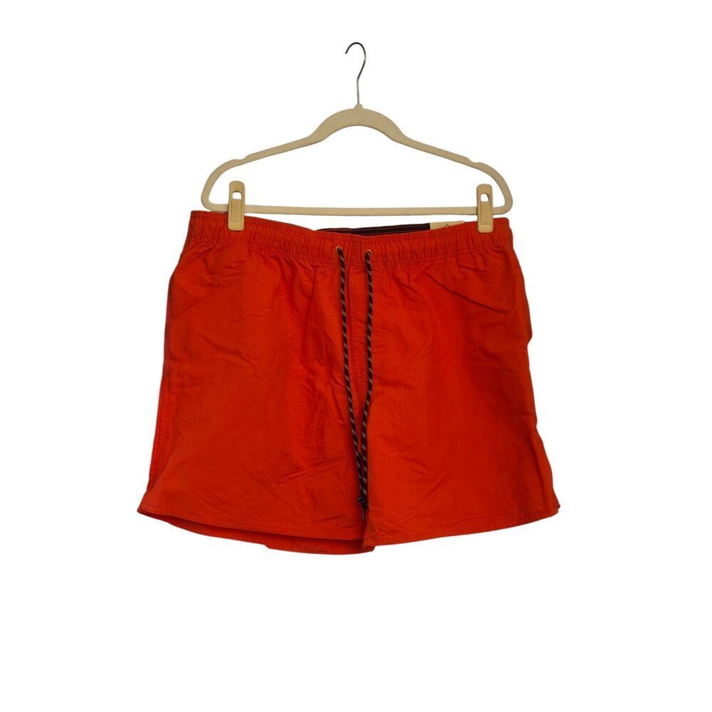St. John's Mens Size XL Orange Board Shorts